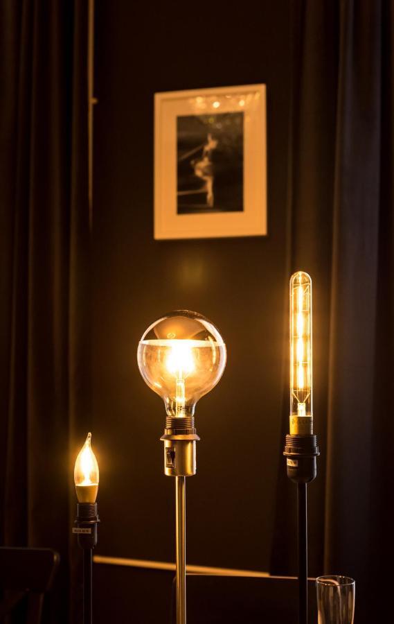 R38 - Artists Luxury Apartman Budapest